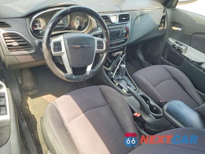 Zdjęcie 8 z 12 samochodu: 2013 CHRYSLER 200 TOURING VIN:1C3BCBEBXDN532956 - miniatura