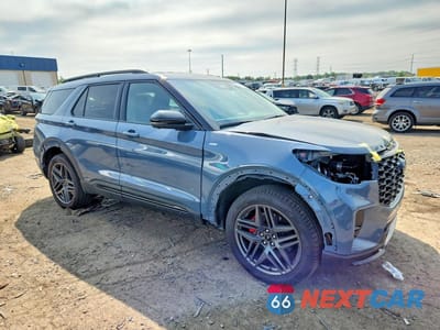 Czwarte zdjęcie samochodu z boku: 2025 FORD EXPLORER ST-LINE VIN:1FMUK8KH8SGC97540 - miniatura