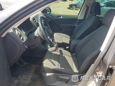 Zdjęcie 7 z 13 samochodu: 2013 VOLKSWAGEN TIGUAN S/SE/SEL VIN:WVGAV3AX5DW589595 - miniatura