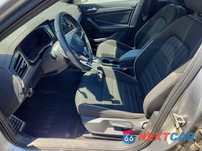 Zdjęcie 7 z 12 samochodu: 2023 VOLKSWAGEN JETTA SPORT VIN:3VWBM7BU0PM045899 - miniatura