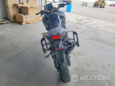 Czwarte zdjęcie samochodu z boku: 2021 HONDA CRF1100 D4 VIN:JH2SD1049MK100461 - miniatura