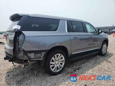 Trzecie zdjęcie samochodu z tyłu: 2021 GMC YUKON XL C1500 SLT VIN:1GKS1GKDXMR477684 - miniatura