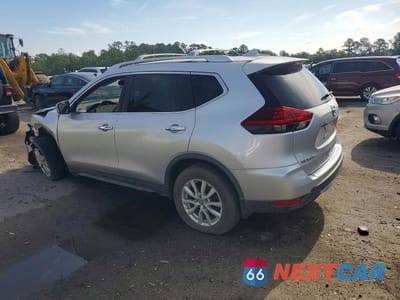 Drugie zdjęcie samochodu z przodu: 2018 NISSAN ROGUE SV VIN:KNMAT2MTXJP620570 - miniatura