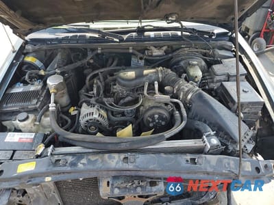 Zdjęcie 11 z 12 samochodu: 1998 CHEVROLET S TRUCK S10 VIN:1GCCS19X8W8236094 - miniatura