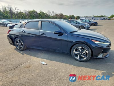 Czwarte zdjęcie samochodu z boku: 2023 HYUNDAI ELANTRA LIMITED VIN:KMHLP4AG5PU506756 - miniatura