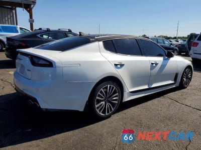 Trzecie zdjęcie samochodu z tyłu: 2018 KIA STINGER PREMIUM VIN:KNAE25LA6J6033422 - miniatura