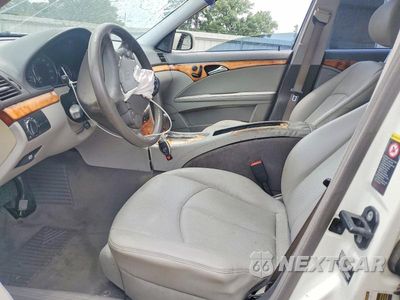 Zdjęcie 7 z 13 samochodu: 2007 MERCEDES-BENZ E 350 VIN:WDBUF56X27B034200 - miniatura