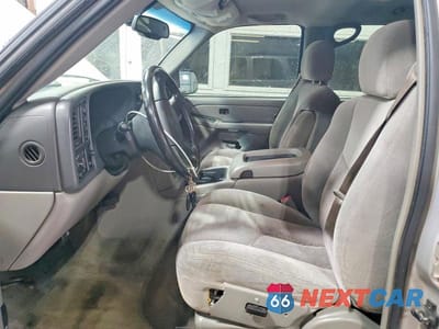 Zdjęcie 7 z 13 samochodu: 2004 CHEVROLET TAHOE K1500 VIN:1GNEK13Z04R102620 - miniatura