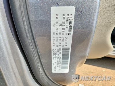 Zdjęcie 14 z 14 samochodu: 2014 CHRYSLER TOWN & COUNTRY TOURING VIN:2C4RC1BG8ER434775 - miniatura
