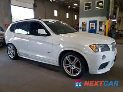 Czwarte zdjęcie samochodu z boku: 2013 BMW X3 XDRIVE35I VIN:5UXWX7C59DL979851 - miniatura