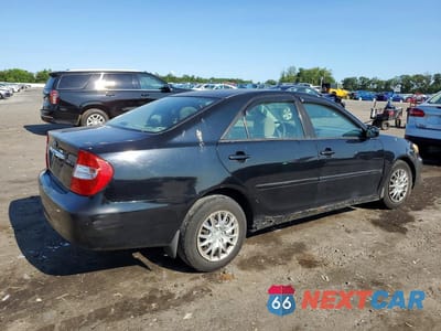 Trzecie zdjęcie samochodu z tyłu: 2004 TOYOTA CAMRY LE VIN:4T1BE32K94U318414 - miniatura