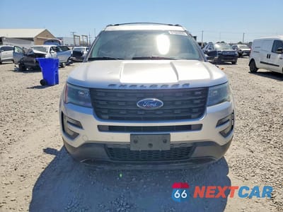 Piąte zdjęcie samochodu w środku: 2016 FORD EXPLORER SPORT VIN:1FM5K8GT8GGA35140 - miniatura
