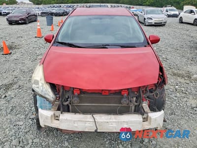 Piąte zdjęcie samochodu w środku: 2014 TOYOTA PRIUS V TWO VIN:JTDZN3EU2EJ014425 - miniatura