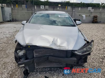 Piąte zdjęcie samochodu w środku: 2018 HYUNDAI ELANTRA SE VIN:5NPD74LF9JH276640 - miniatura