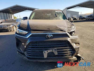 Piąte zdjęcie samochodu w środku: 2025 TOYOTA GRAND HIGHLANDER XLE VIN:5TDAAAB55SS084820 - miniatura