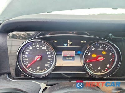 Zdjęcie 9 z 12 samochodu: 2018 MERCEDES-BENZ E 300 VIN:WDDZF4JB2JA375967 - miniatura