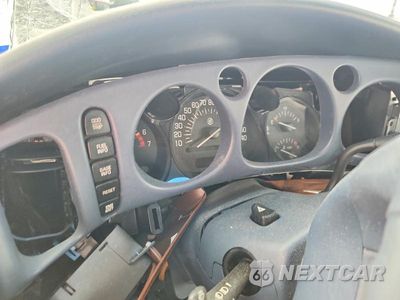Zdjęcie 9 z 12 samochodu: 2001 BUICK LESABRE CUSTOM VIN:1G4HP54K514147640 - miniatura