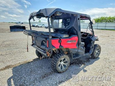 Czwarte zdjęcie samochodu z boku: 2016 HONDA SXS1000 M5 VIN:1HFVE0427G4000475 - miniatura