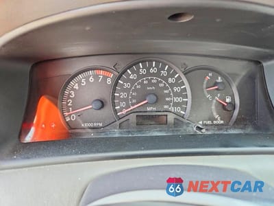 Zdjęcie 9 z 12 samochodu: 2004 TOYOTA COROLLA CE VIN:1NXBR32EX4Z256360 - miniatura