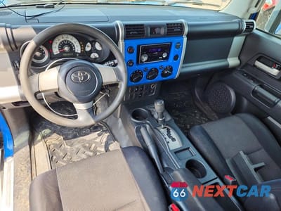 Zdjęcie 8 z 13 samochodu: 2007 TOYOTA FJ CRUISER BASE VIN:JTEBU11F070002486 - miniatura