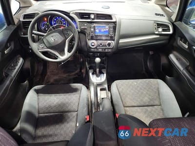 Zdjęcie 8 z 13 samochodu: 2015 HONDA FIT LX VIN:3HGGK5H55FM786696 - miniatura