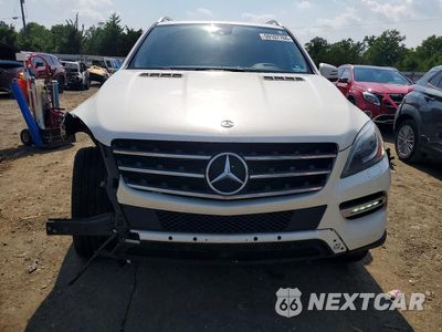 Piąte zdjęcie samochodu w środku: 2013 MERCEDES-BENZ ML 350 4MATIC VIN:4JGDA5HB6DA176760 - miniatura