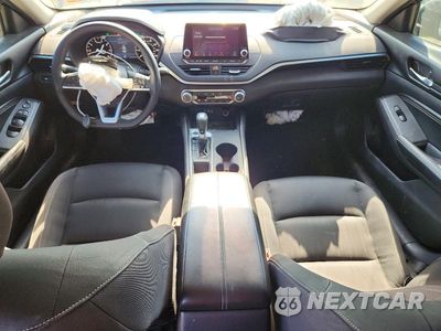 Zdjęcie 8 z 12 samochodu: 2019 NISSAN ALTIMA S VIN:1N4BL4BV7KC141333 - miniatura
