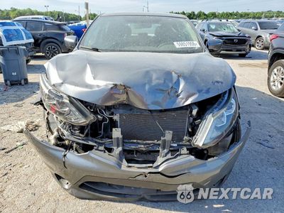 Piąte zdjęcie samochodu w środku: 2017 NISSAN ROGUE SPORT S VIN:JN1BJ1CP1HW028793 - miniatura