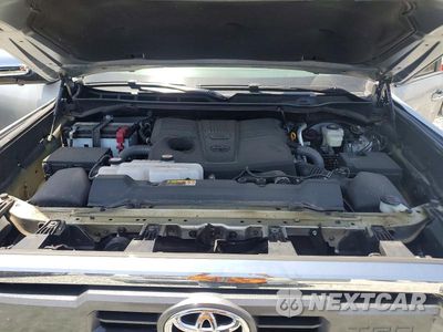 Zdjęcie 11 z 12 samochodu: 2025 TOYOTA TUNDRA VIN:5TFMA5DB5SX335501 - miniatura