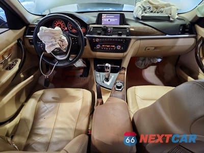 Zdjęcie 8 z 12 samochodu: 2014 BMW 328 I VIN:WBA3A5C55EJ464642 - miniatura