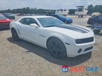 Czwarte zdjęcie samochodu z boku: 2010 CHEVROLET CAMARO LT VIN:2G1FB1EV9A9176866 - miniatura