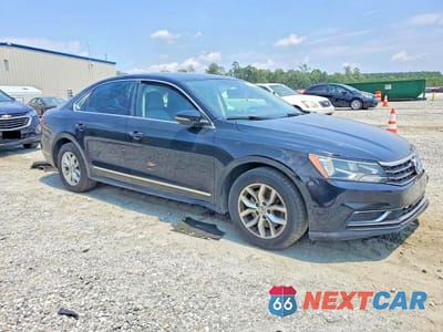 Czwarte zdjęcie samochodu z boku: 2016 VOLKSWAGEN PASSAT S VIN:1VWAS7A31GC029898 - miniatura