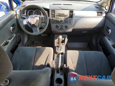Zdjęcie 8 z 14 samochodu: 2010 NISSAN VERSA 1.8 S VIN:3N1BC1CP3AL374026 - miniatura