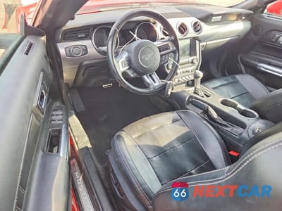 Zdjęcie 8 z 13 samochodu: 2021 FORD MUSTANG VIN:1FATP8UH4M5111124 - miniatura