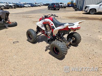 Trzecie zdjęcie samochodu z tyłu: 2026 YAMAHA RAPTOR 700 ATV VIN:5Y4AML6E0TA114423 - miniatura