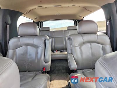 Zdjęcie 10 z 13 samochodu: 2002 CHEVROLET SUBURBAN K1500 VIN:1GNFK16Z62J205763 - miniatura