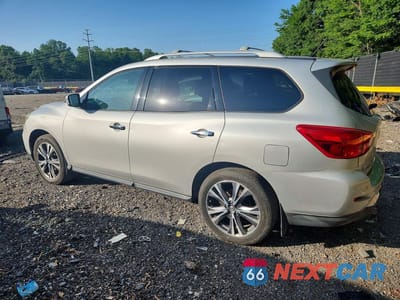 Drugie zdjęcie samochodu z przodu: 2017 NISSAN PATHFINDER SV VIN:5N1DR2MN6HC902957 - miniatura