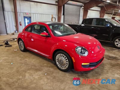 Czwarte zdjęcie samochodu z boku: 2014 VOLKSWAGEN BEETLE VIN:3VWJX7AT5EM631295 - miniatura