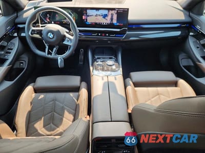 Zdjęcie 8 z 13 samochodu: 2025 BMW 530 XI VIN:WBA53FJ01SCT27195 - miniatura