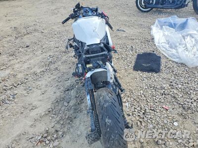 Czwarte zdjęcie samochodu z boku: 2006 HONDA CBR600 RR VIN:JH2PC37136M301974 - miniatura