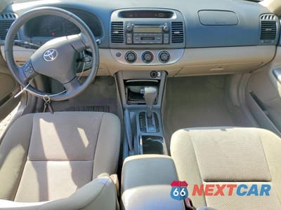 Zdjęcie 8 z 12 samochodu: 2005 TOYOTA CAMRY SE VIN:4T1BE32K95U533549 - miniatura