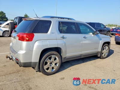 Trzecie zdjęcie samochodu z tyłu: 2010 GMC TERRAIN SLT VIN:2CTFLJEY3A6409662 - miniatura