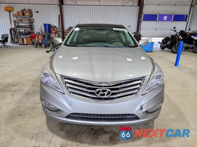 Piąte zdjęcie samochodu w środku: 2013 HYUNDAI AZERA BASE VIN:KMHFH4JG6DA327651 - miniatura