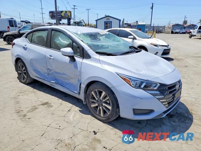 Czwarte zdjęcie samochodu z boku: 2024 NISSAN VERSA SV VIN:3N1CN8EV9RL861729 - miniatura