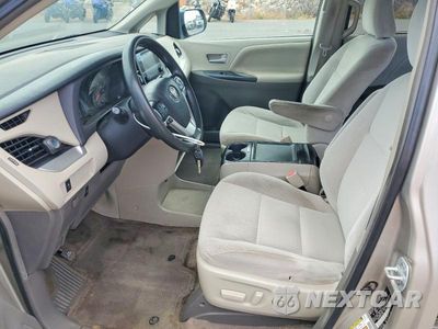 Zdjęcie 7 z 13 samochodu: 2016 TOYOTA SIENNA LE VIN:5TDKK3DC0GS737506 - miniatura