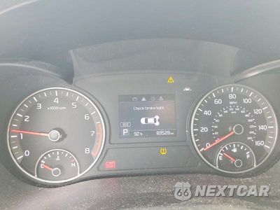 Zdjęcie 9 z 12 samochodu: 2019 KIA OPTIMA LX VIN:5XXGT4L38KG275622 - miniatura
