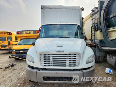 Piąte zdjęcie samochodu w środku: 2017 FREIGHTLINER BUSINESS CLASS M2 BOX TRUCK VIN:1FVACWDUXHHJA4813 - miniatura