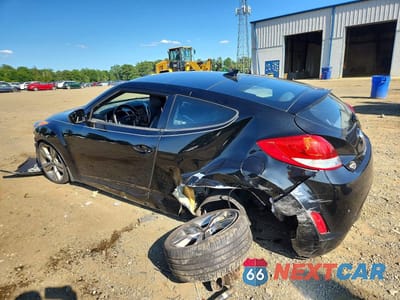 Drugie zdjęcie samochodu z przodu: 2015 HYUNDAI VELOSTER BASE VIN:KMHTC6AD7FU232293 - miniatura