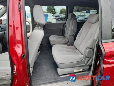 Zdjęcie 11 z 13 samochodu: 2008 KIA SEDONA LX VIN:KNDMB233486264652 - miniatura