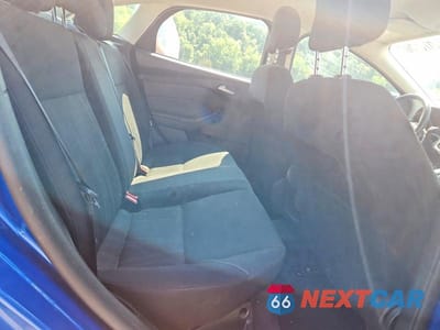 Zdjęcie 10 z 12 samochodu: 2018 FORD FOCUS SE VIN:1FADP3F28JL233847 - miniatura